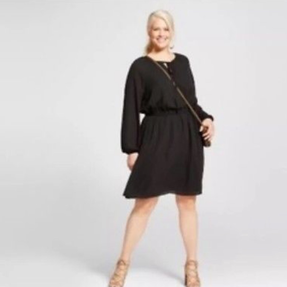 Ava & Viv Black Dress